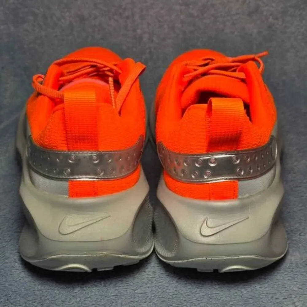 Nike bright reactx